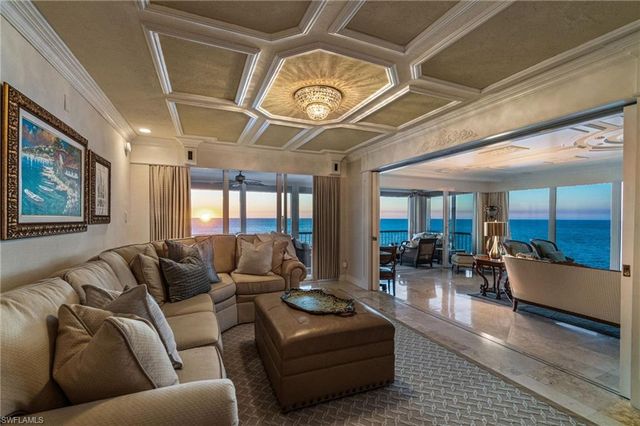 4301 Gulf Shore BLVD N # 1801, Naples, FL 34103