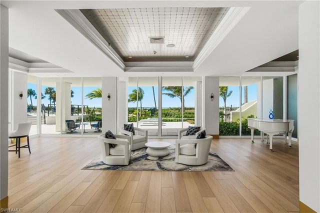 4301 Gulf Shore BLVD N # 1801, Naples, FL 34103