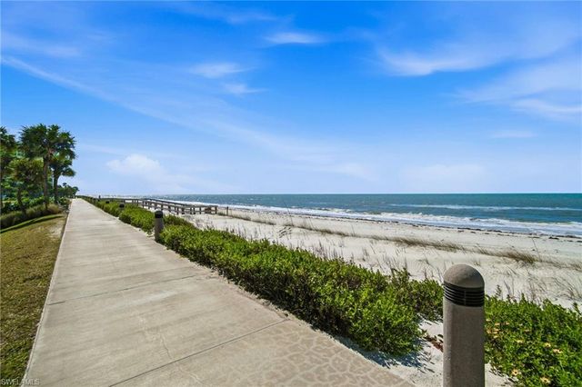 4301 Gulf Shore BLVD N # 1801, Naples, FL 34103