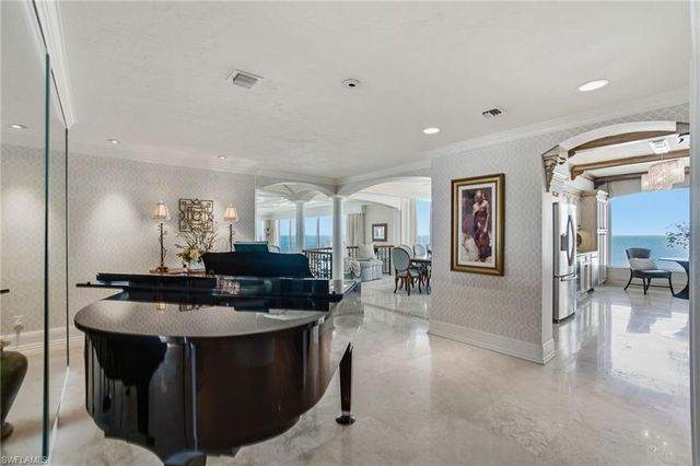 4301 Gulf Shore BLVD N # 1801, Naples, FL 34103