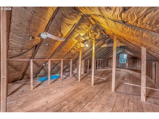 19237 Ne GLISAN St, Portland, OR 97230