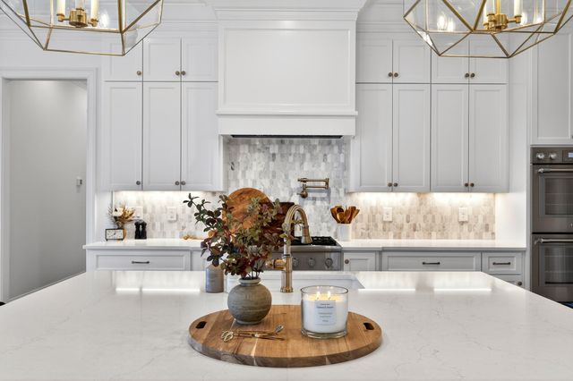 8776 Belladonna Dr, College Grove, TN 37046