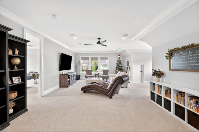 8776 Belladonna Dr, College Grove, TN 37046