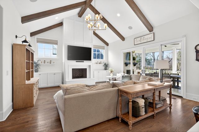 8776 Belladonna Dr, College Grove, TN 37046