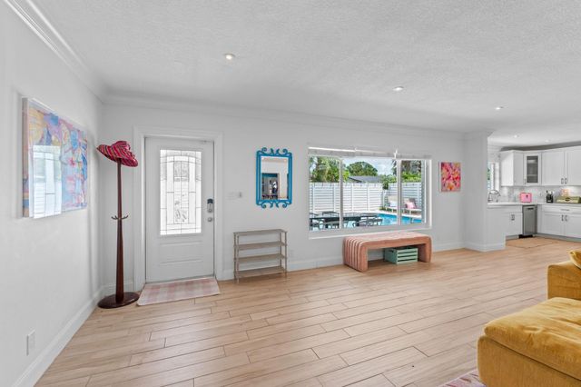 1510 NE 57th Court, Fort Lauderdale, FL 33334