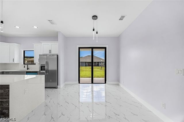 2711 40th ST W, Lehigh Acres, FL 33971