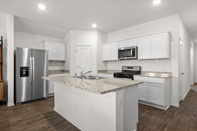 114 Sickle LOOP, Kyle, TX 78640