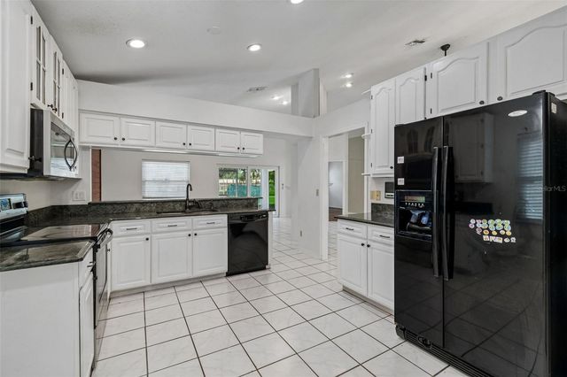 4133 BARRET AVENUE, Plant City, FL 33566