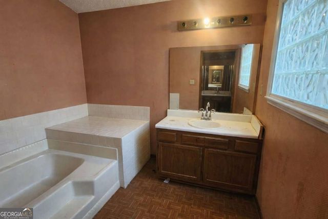 7847 Sugarland Drive, Jonesboro, GA 30236