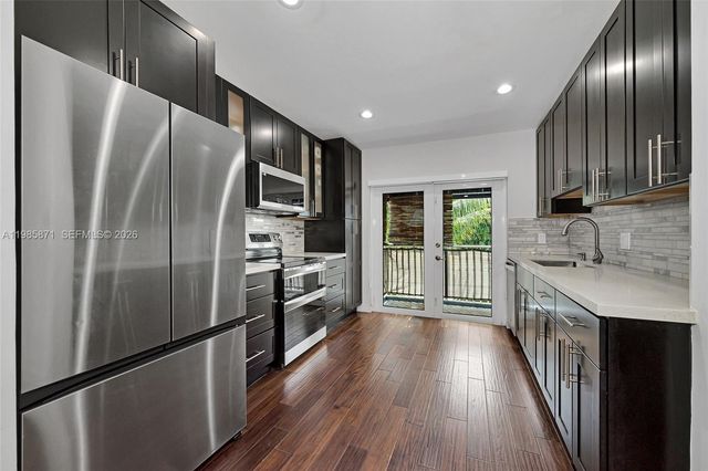 7110 NW 173rd Dr 108, Hialeah, FL 33015