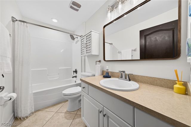 2238 NW 8th TER, Cape Coral, FL 33993