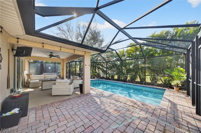 2238 NW 8th TER, Cape Coral, FL 33993