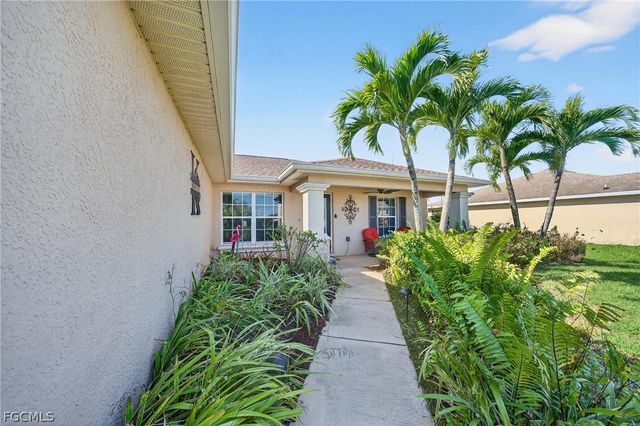 2238 NW 8th TER, Cape Coral, FL 33993