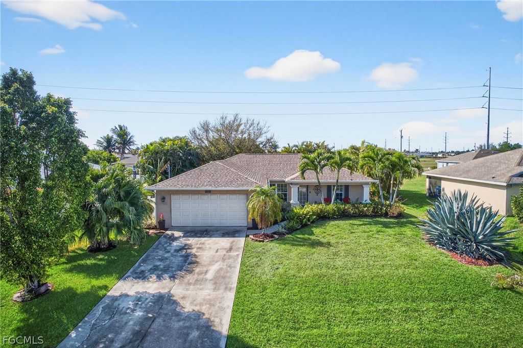 2238 NW 8th TER, Cape Coral, FL 33993