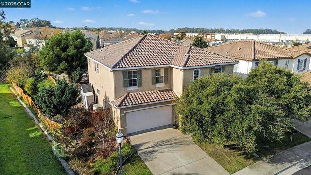 5701 Oakmont Dr, Richmond, CA 94806