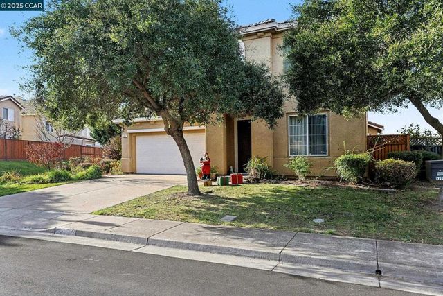 5701 Oakmont Dr, Richmond, CA 94806