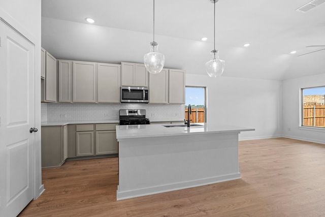 1812 Willowhurst Lane, Anna, TX 75409