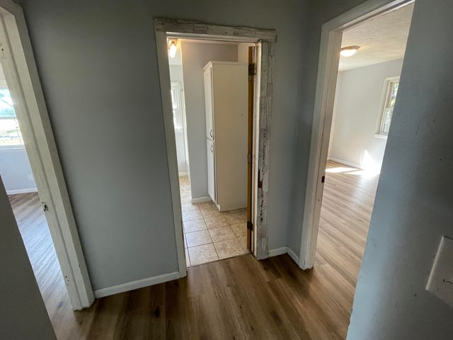 203 State Hwy 39, Miller, MO 65707