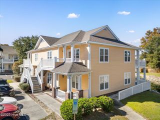2304 Wrightsville Avenue Apt 206, Wilmington, NC 28403