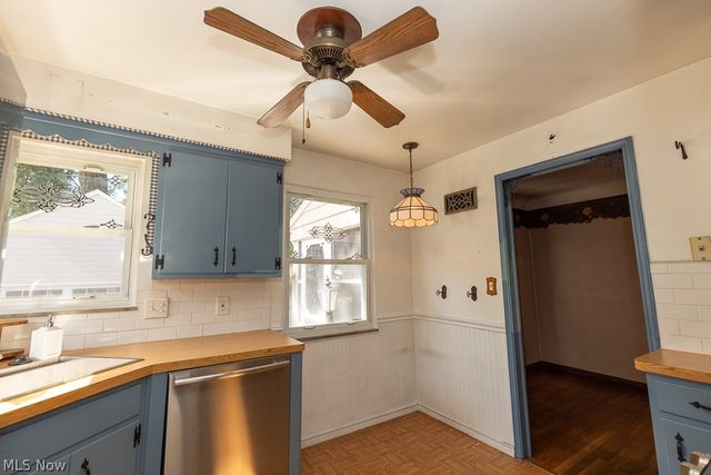 3888 W 227th Street, Fairview Park, OH 44126