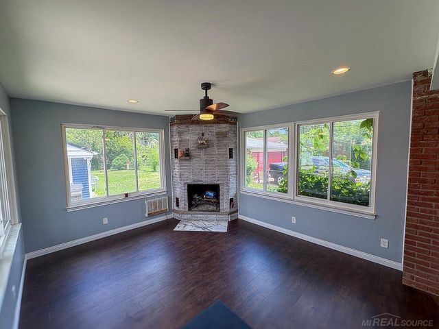 22401 O'Connor Street, St Clair Shores, MI 48080