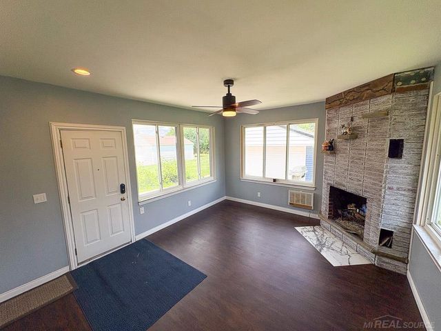 22401 O'Connor Street, St Clair Shores, MI 48080