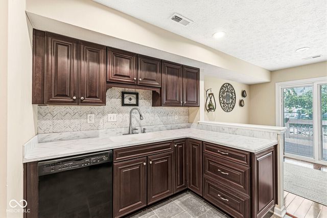 4613 Framington Court, Indianapolis, IN 46254