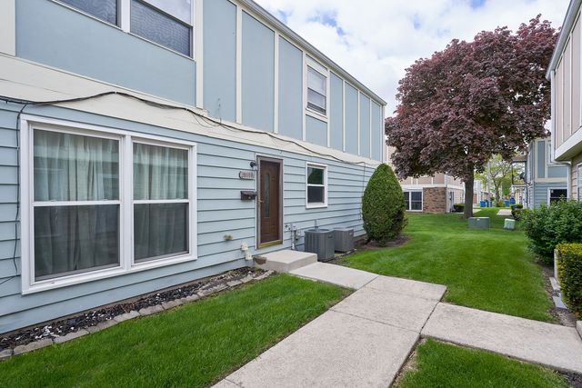 20112 OAK LANE Street 1, Lynwood, IL 60411