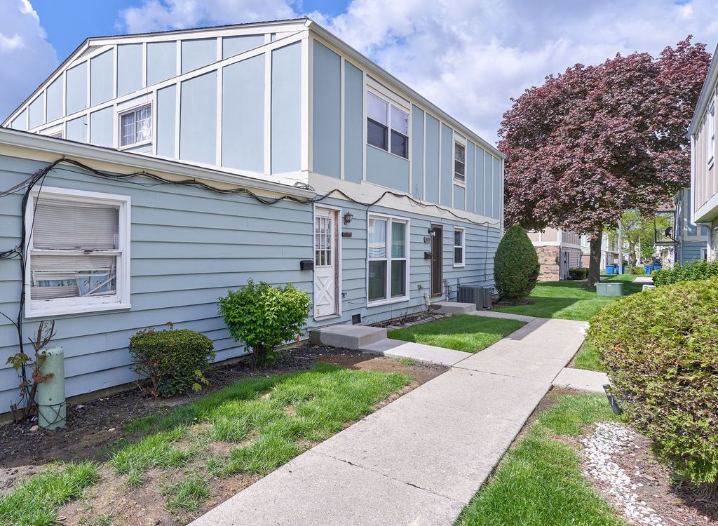 20112 OAK LANE Street 1, Lynwood, IL 60411