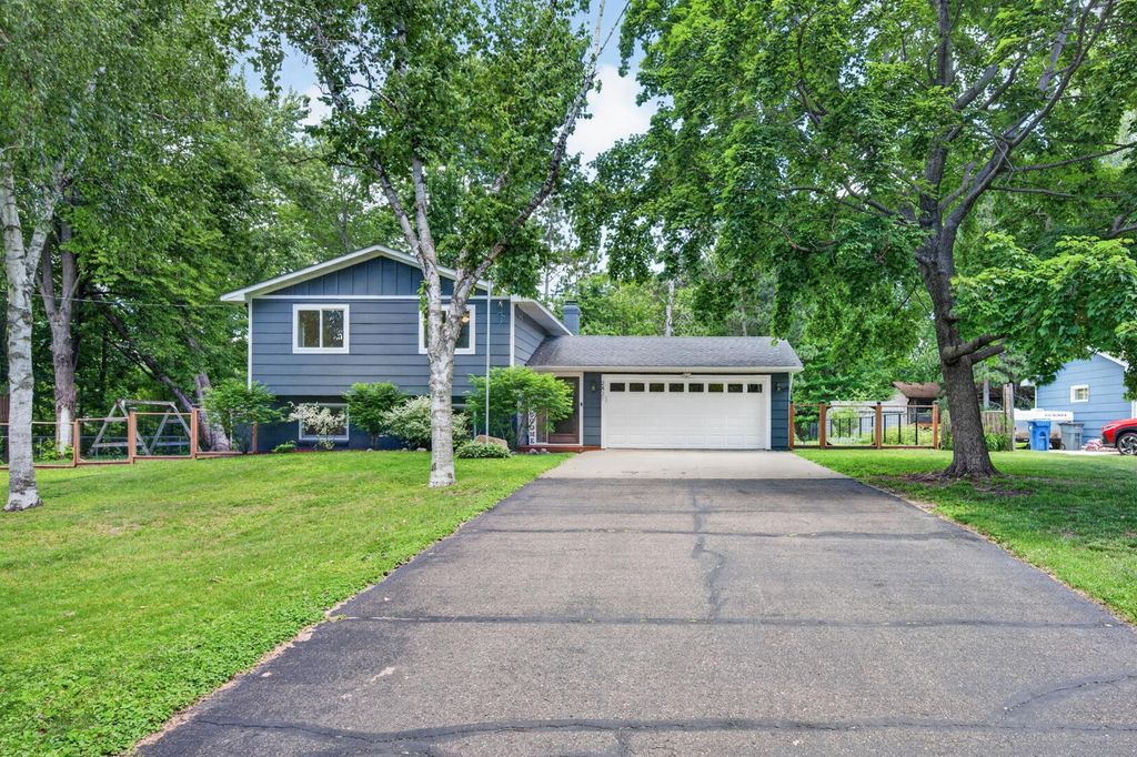 2421 4th Street, White Bear Twp, MN 55110