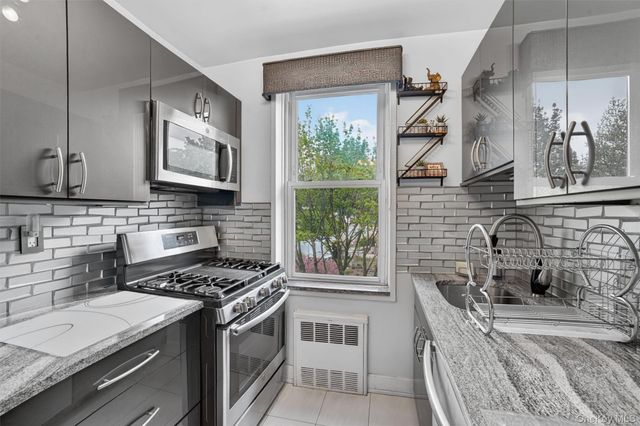 333 Bronx River Road 626, Yonkers, NY 10704