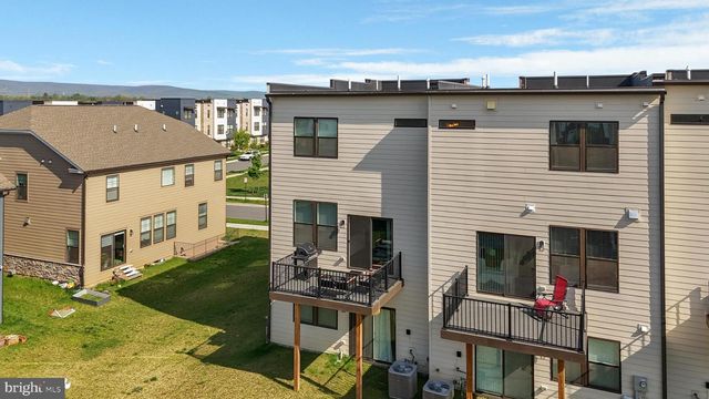 854 AMITY ST, Frederick, MD 21701