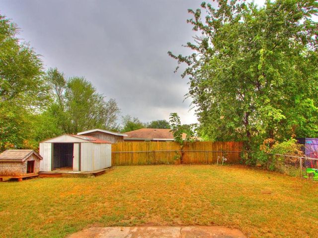 10026 E Caton Place, Midwest City, OK 73130