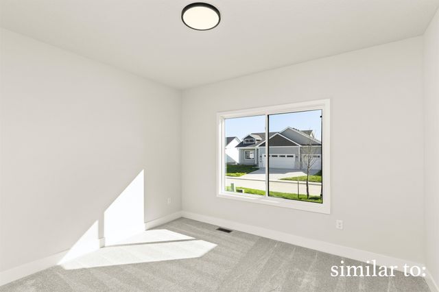 9412 Emilia Lane, West Des Moines, IA 50266