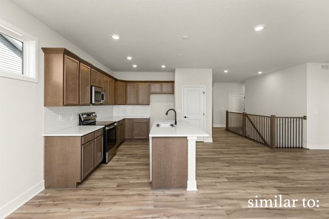 9412 Emilia Lane, West Des Moines, IA 50266