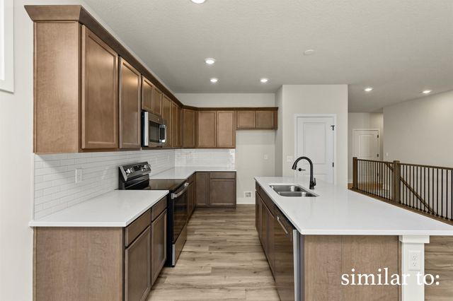 9412 Emilia Lane, West Des Moines, IA 50266