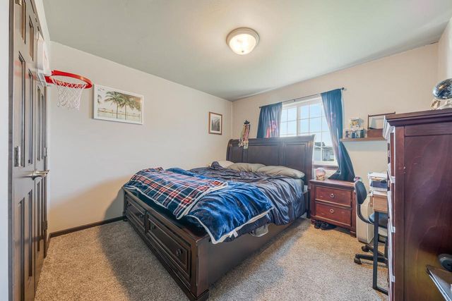 1920 RED FOX LANE, Kaukauna, WI 54130