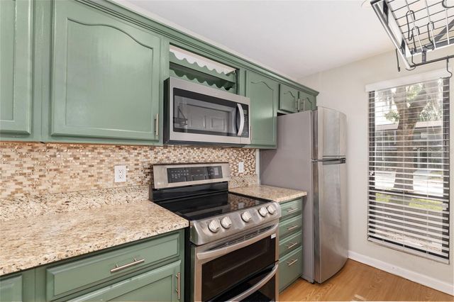 2738 NW 39TH DRIVE, Gainesville, FL 32606