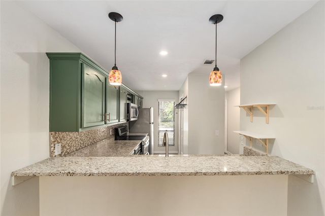 2738 NW 39TH DRIVE, Gainesville, FL 32606