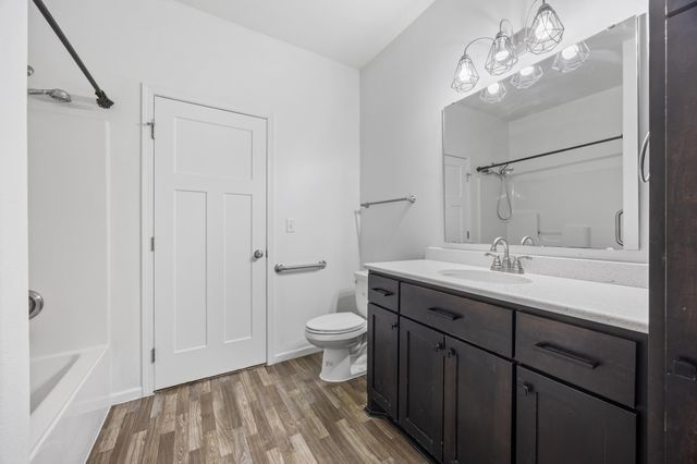 3053 38th Avenue S, Moorhead, MN 56560