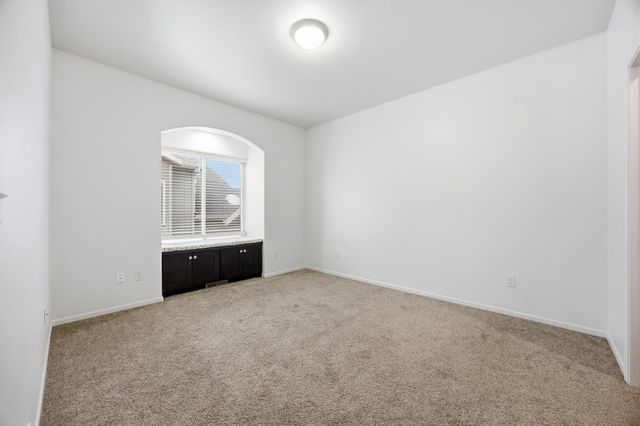 3053 38th Avenue S, Moorhead, MN 56560