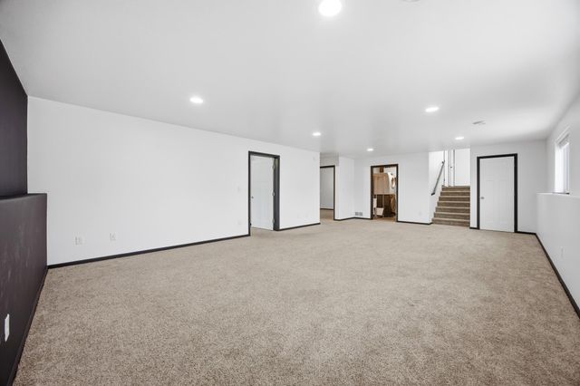 3053 38th Avenue S, Moorhead, MN 56560