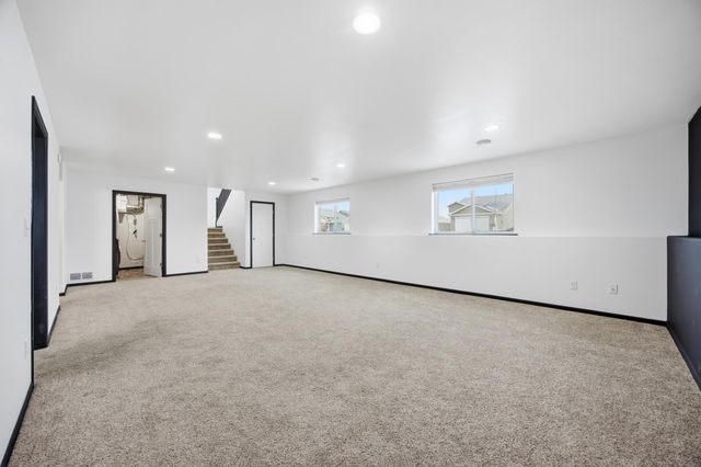 3053 38th Avenue S, Moorhead, MN 56560