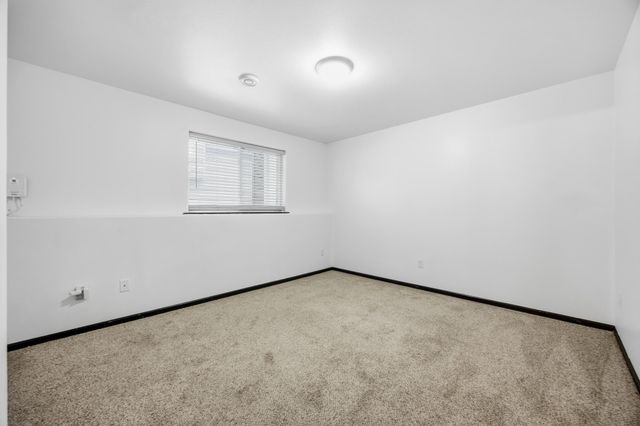 3053 38th Avenue S, Moorhead, MN 56560