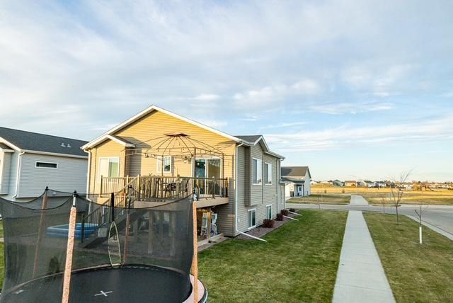 3053 38th Avenue S, Moorhead, MN 56560