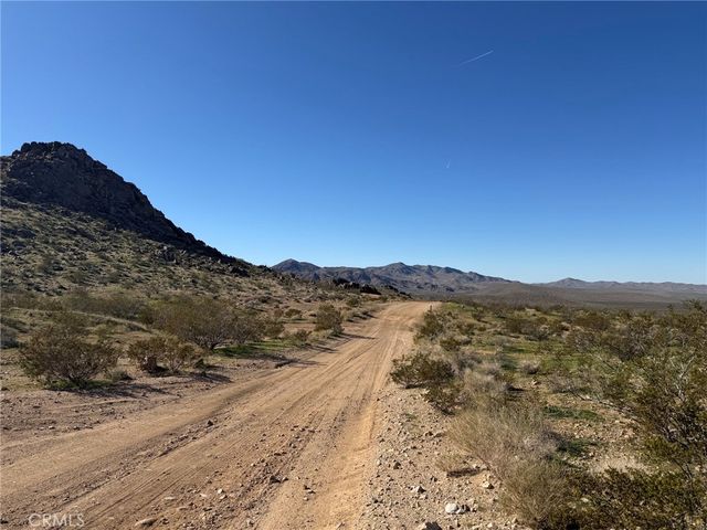1 Off Pipeline, Barstow, CA 92311
