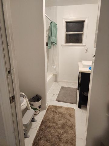 1246 County Road 332, Cleveland, TX 77327