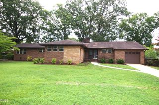 706 Smedes Place, Raleigh, NC 27605