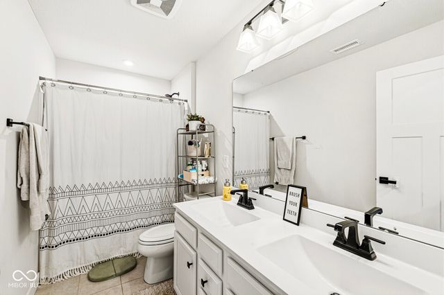 16735 Ayshire, Fishers, IN 46037