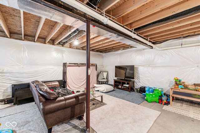 16735 Ayshire, Fishers, IN 46037